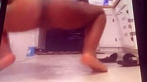 Ebony ebony hottie shows off her twerking skills