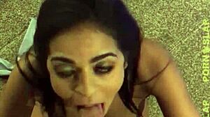 热的女孩色情视频显示了维也纳·布莱克在游艇上被激烈地操