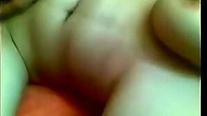 Amatør iransk kone opplever brutal sex og stønner i HD-video