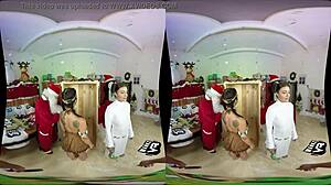 Virtuální reality skupinový sex s horkými kostýmovými dívkami Santa