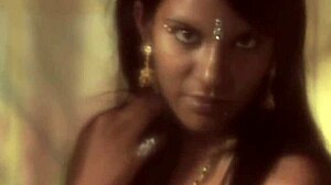 Εκσπερμάτιση σε μεγάλο πέος σε HD - Ινδικά κορίτσια κάνουν στριπτίζ και χορεύουν