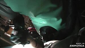 Η γκρίζα λαστιχένια νοσοκόμα Agnes κάνει μια αισθησιακή πίπα και μασάζ στον προστάτη πριν ασχοληθεί με το pegging και το αναλ fisting