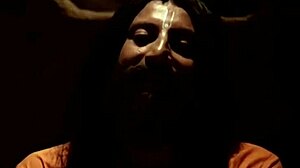 Индийская домохозяйка изменяет в бенгальском короткометражном фильме с горячей секс-сценой